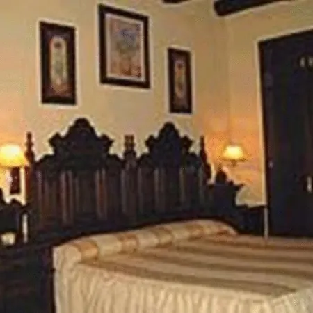 Pensión Carballo Fuenteheridos